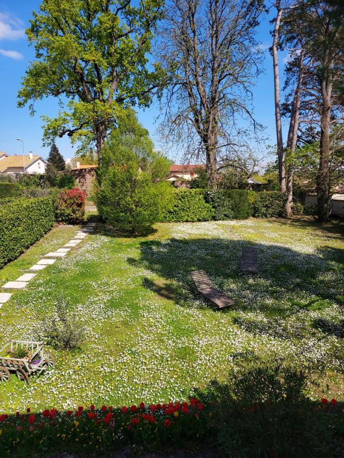 Chambre D'Hote Chez Florence Vourles Bagian luar foto